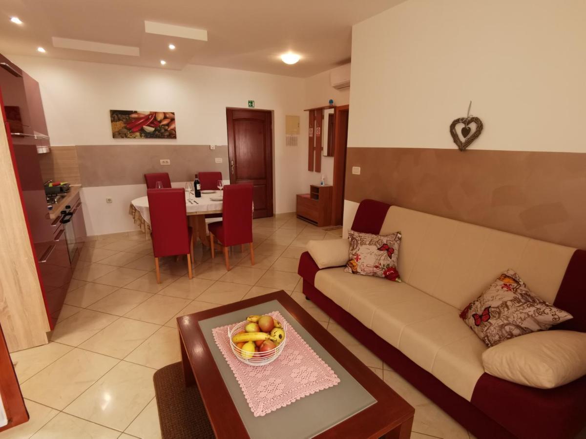 Apartmani Berber Babici Dış mekan fotoğraf